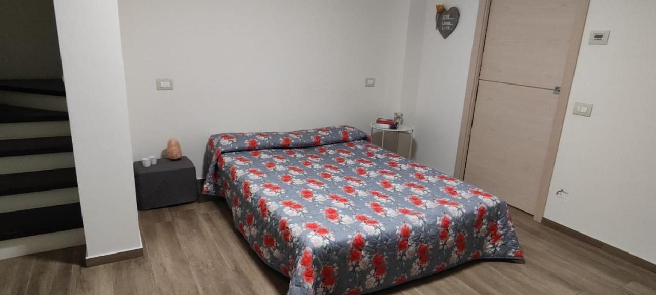 La Mocina Casa Vacanze Castellaro  Bagian luar foto
